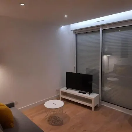 Apartment T 2 Mottland 300 M